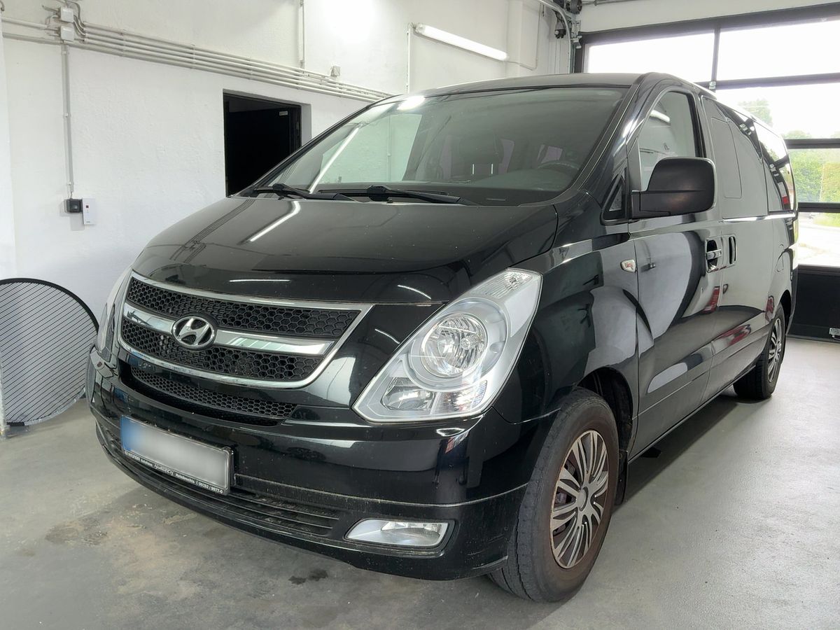 Hyundai H1 2011