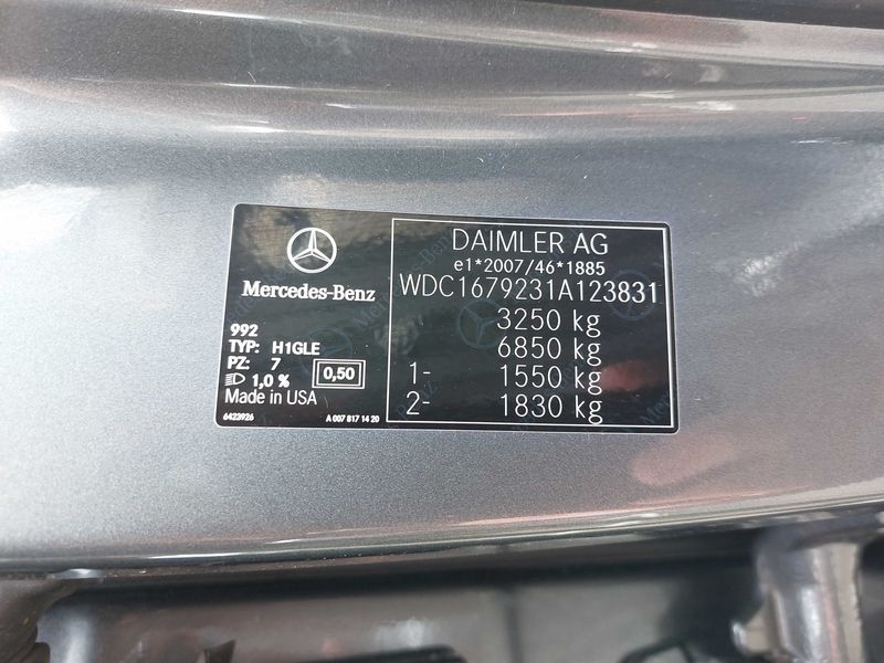 Mercedes-Benz GLS-Klasse GLS 400 d 4Matic AMG Line — zdjęcie 16