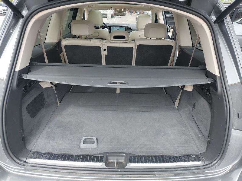 Mercedes-Benz GLS-Klasse GLS 400 d 4Matic AMG Line — zdjęcie 9