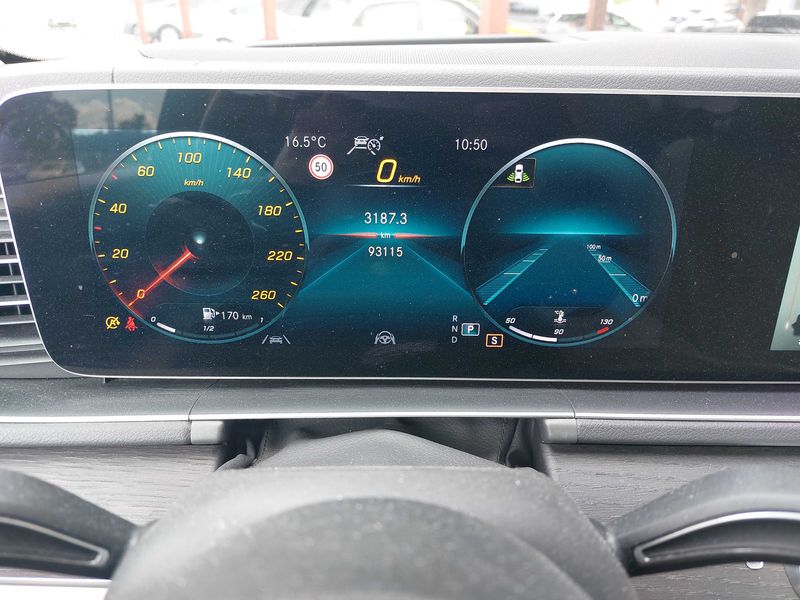 Mercedes-Benz GLS-Klasse GLS 400 d 4Matic AMG Line — zdjęcie 12