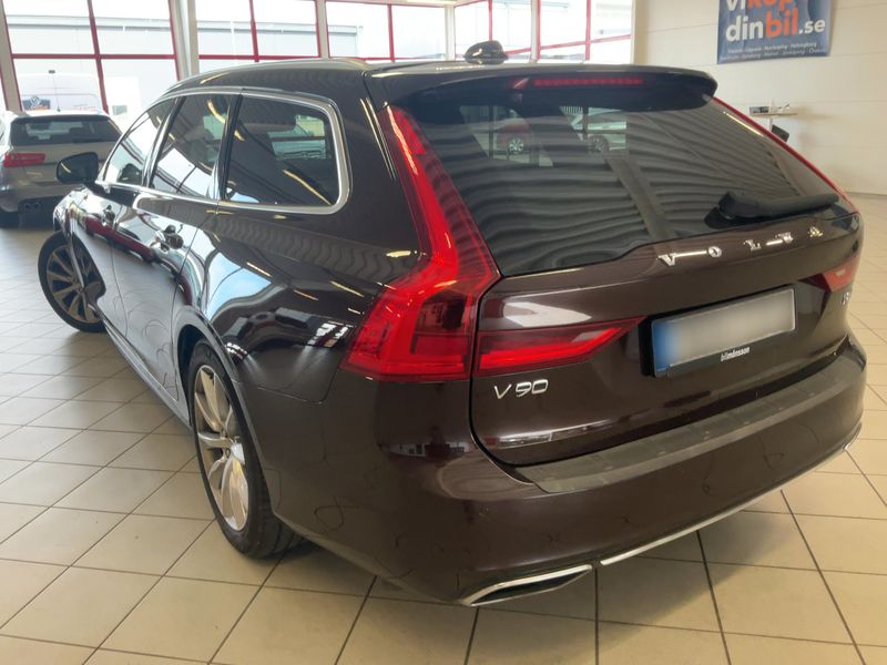 Volvo V90 2.0 T8 Plug-in Hybrid Inscription Expression AWD — zdjęcie 3
