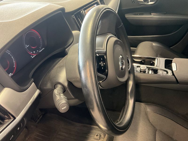 Volvo V90 2.0 T8 Plug-in Hybrid Inscription Expression AWD 2020 – снимка 21