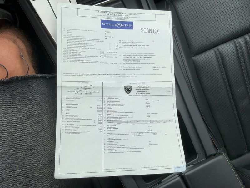Peugeot 308 1.6 Hybrid GT 2022 – снимка 21