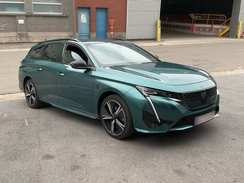 Peugeot 308 1.6 Hybrid GT 2022 – снимка 12