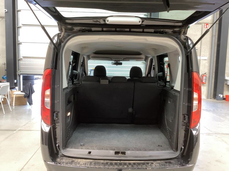 Fiat Doblo 1.4 Turbo Easy — zdjęcie 10