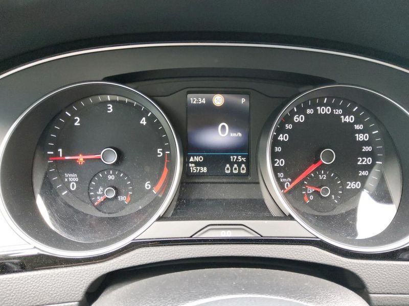 Volkswagen Passat Alltrack 2.0 TDI 4Motion — zdjęcie 11