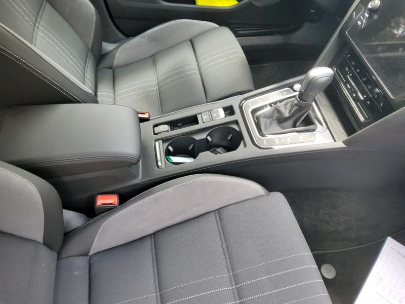 Volkswagen Passat Alltrack 2.0 TDI 4Motion — zdjęcie 21