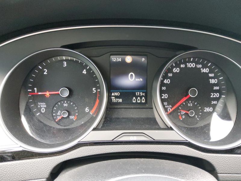 Volkswagen Passat Alltrack 2.0 TDI 4Motion — zdjęcie 17