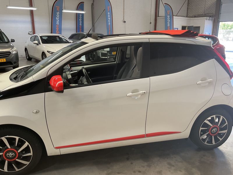 Toyota Aygo 1.0 VVT-i X-Cite — zdjęcie 4