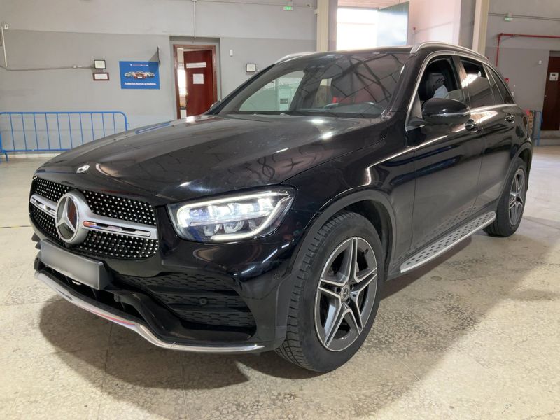 Mercedes-Benz GLC-Klasse GLC 220 d 4Matic AMG Line — zdjęcie 1