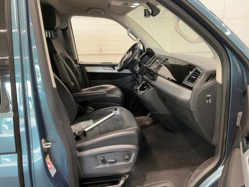 Volkswagen T6 Multivan 2.0 TDI Highline 4Motion — zdjęcie 11