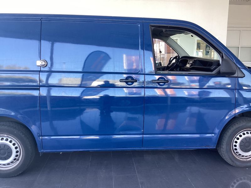 Volkswagen T6 Transporter 2.0 TDI Kasten FWD — zdjęcie 7