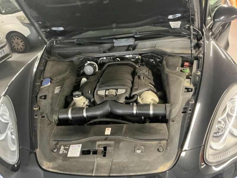 Porsche Cayenne S 2010 – снимка 27
