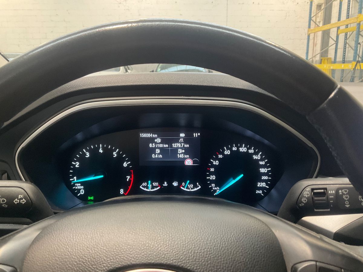 Ford Focus 2020 — photo 19