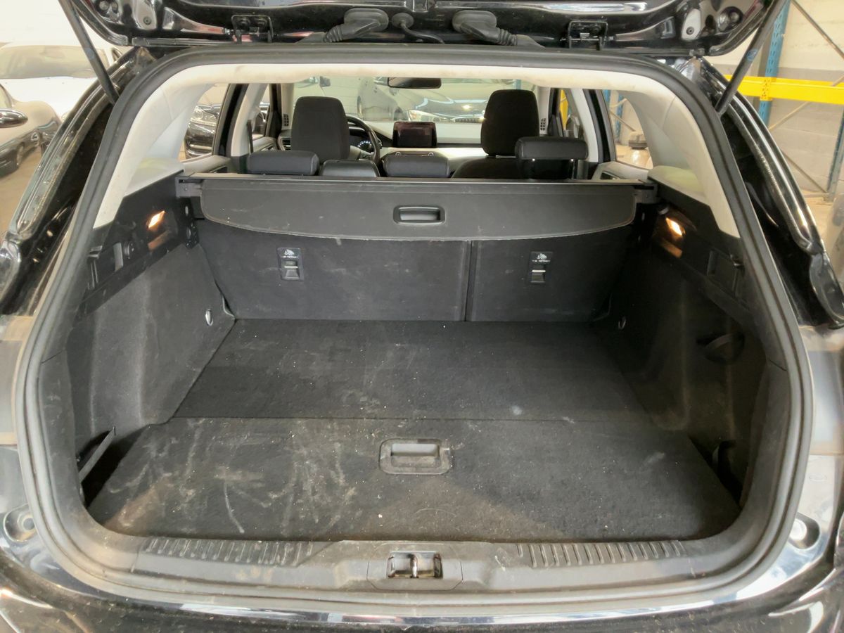 Ford Focus 2020 — photo 16