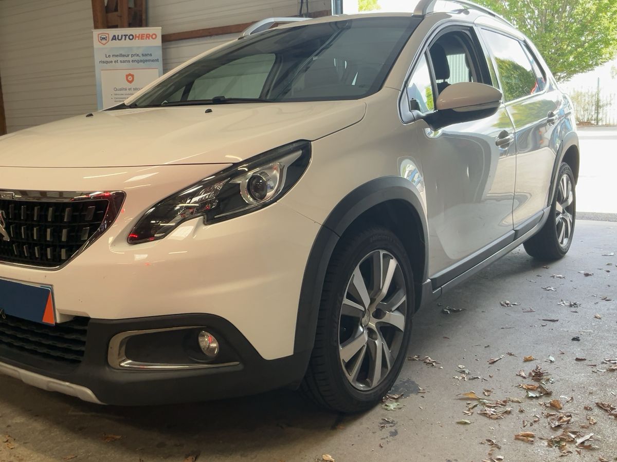 Peugeot 2008 1.2 PureTech Allure