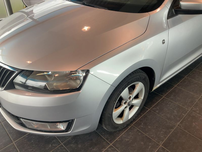 Skoda Rapid Spaceback 1.2 TSI Ambition — zdjęcie 2