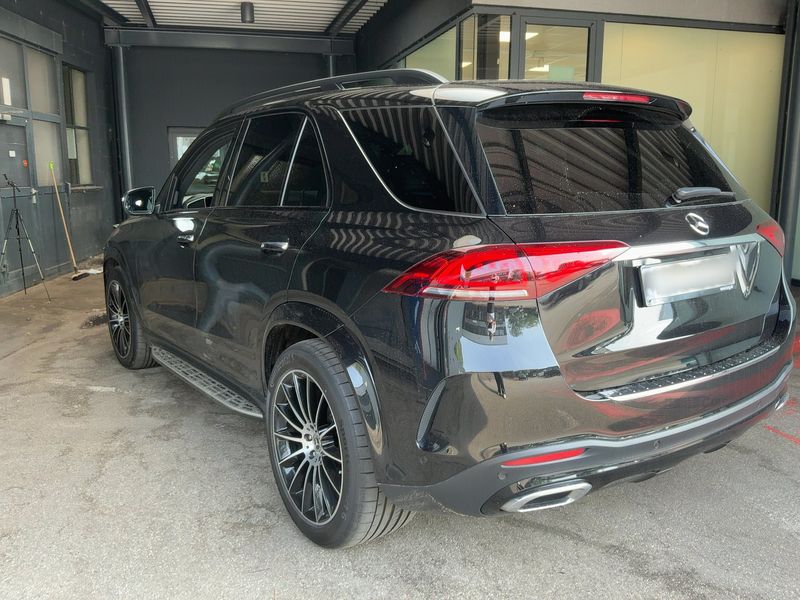 Mercedes-Benz GLE-Klasse GLE 400 d 4Matic AMG Line — zdjęcie 3