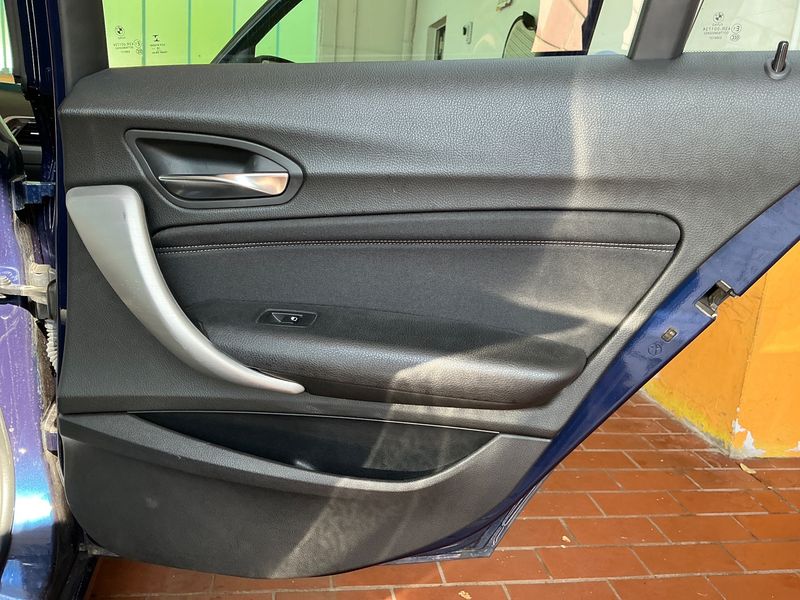 BMW 1er 116d Sport Line 2019 – снимка 30