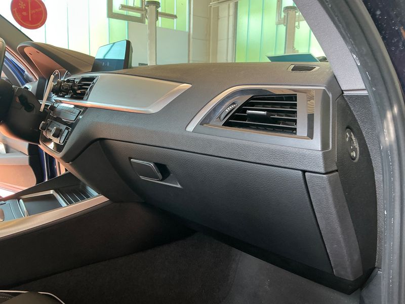 BMW 1er 116d Sport Line 2019 – снимка 28