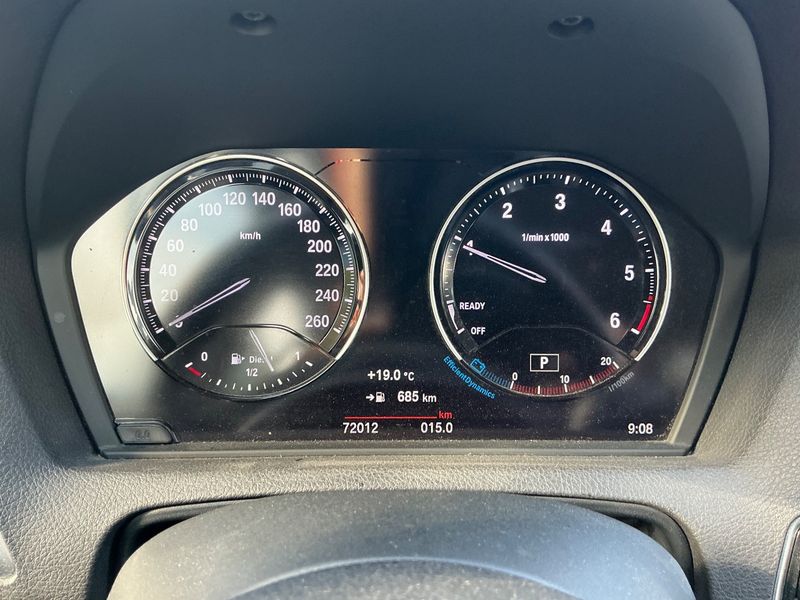 BMW 1er 116d Sport Line — zdjęcie 13