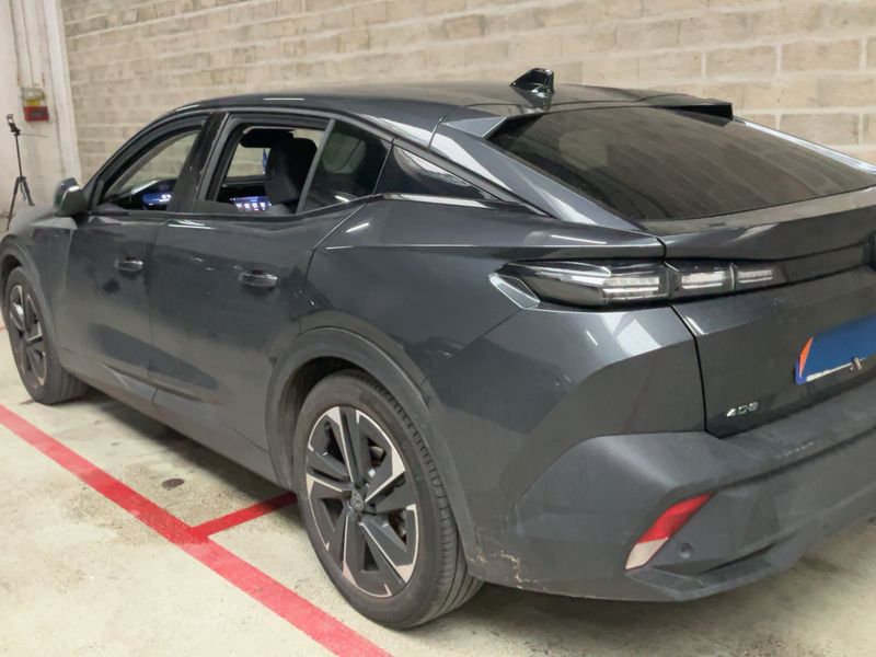 Peugeot 408 1.2 PureTech Allure Pack — zdjęcie 3