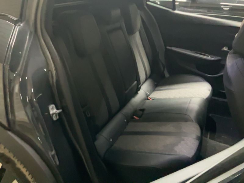 Peugeot 408 1.2 PureTech Allure Pack — zdjęcie 14