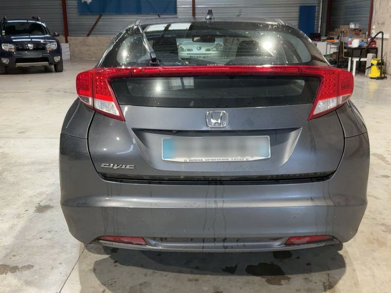 Honda Civic 2.2 DTEC I-DTEC Executive Navi — zdjęcie 5