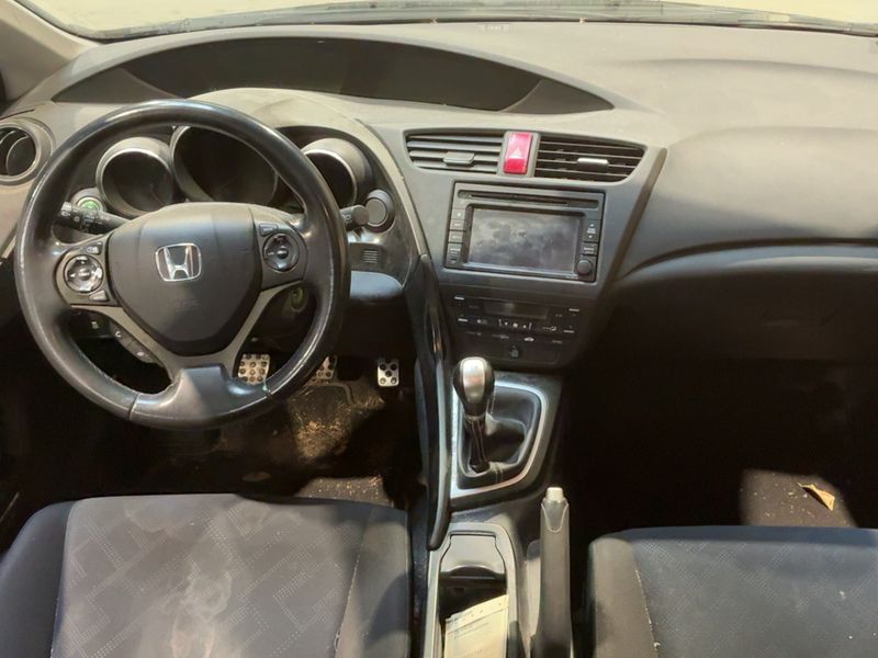 Honda Civic 2.2 DTEC I-DTEC Executive Navi — zdjęcie 12