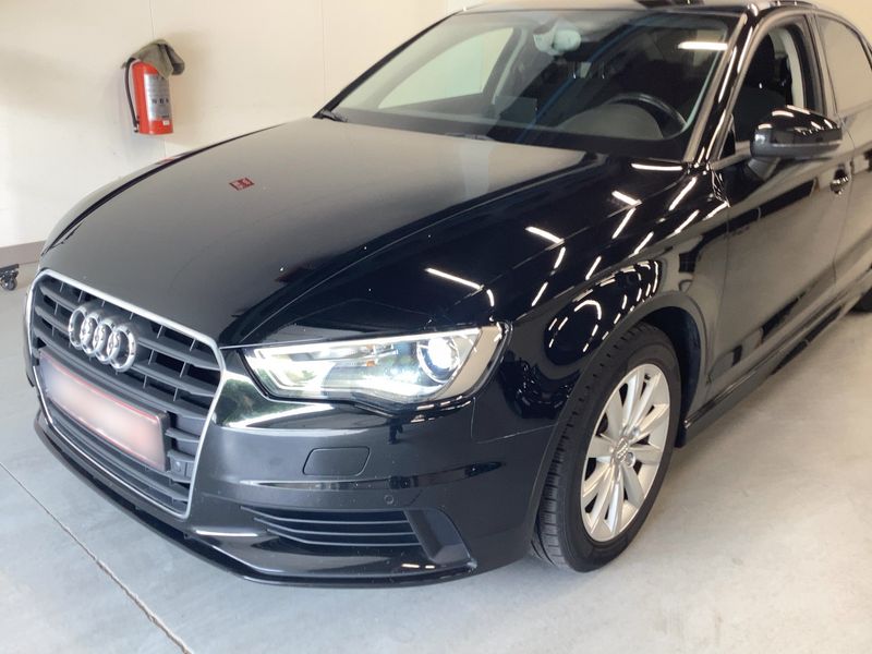 Audi A3 Limousine 1.6 TDI Attraction — zdjęcie 2