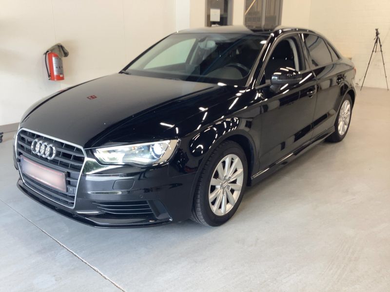 Audi A3 Limousine 1.6 TDI Attraction