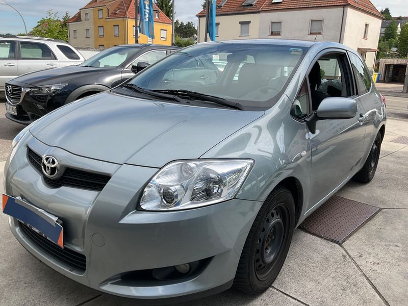 Toyota Auris 1.6 Sol