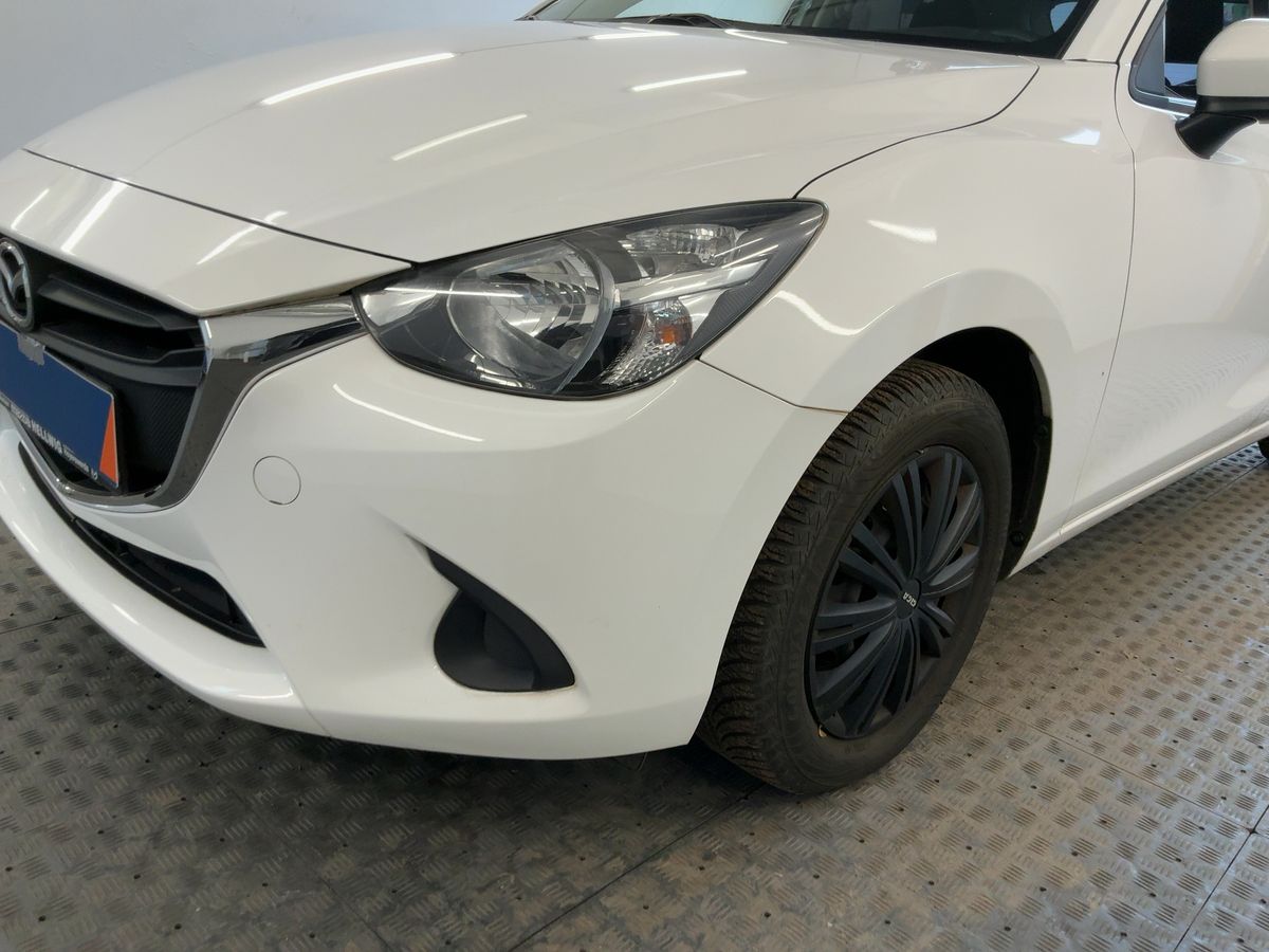 Mazda 2 1.5 Center-Line