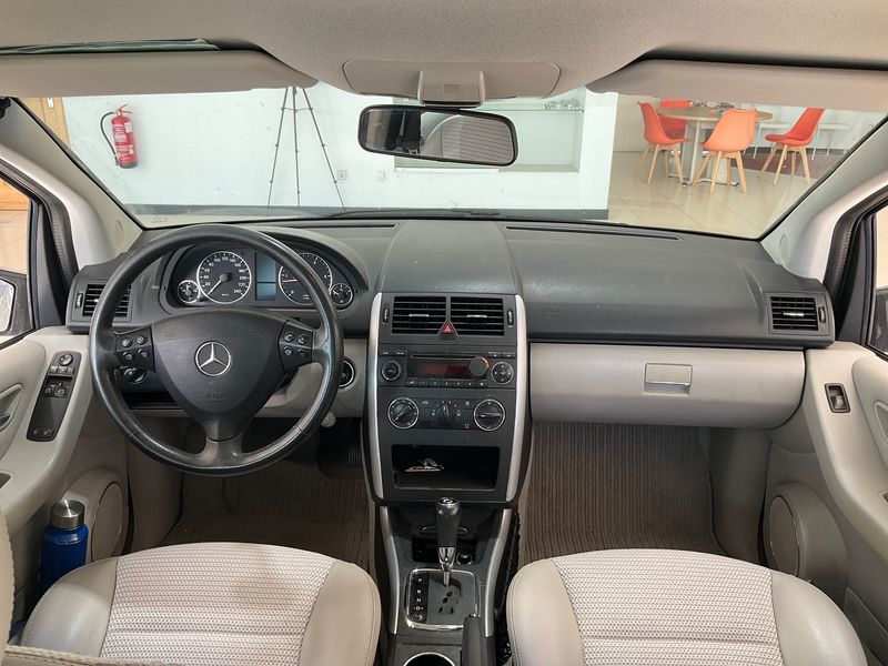 Mercedes-Benz A-Klasse A 180 CDI Avantgarde — zdjęcie 12