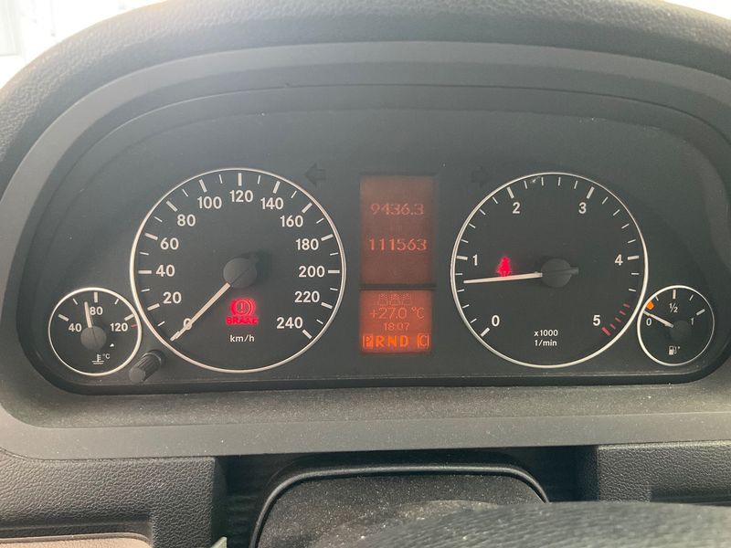 Mercedes-Benz A-Klasse A 180 CDI Avantgarde — zdjęcie 13