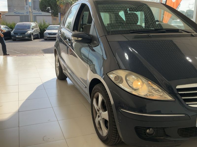 Mercedes-Benz A-Klasse A 180 CDI Avantgarde — zdjęcie 8