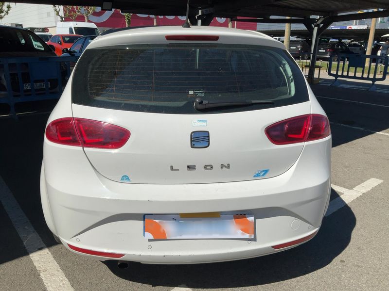 Seat Leon 1.6 TDI Style Copa — zdjęcie 5