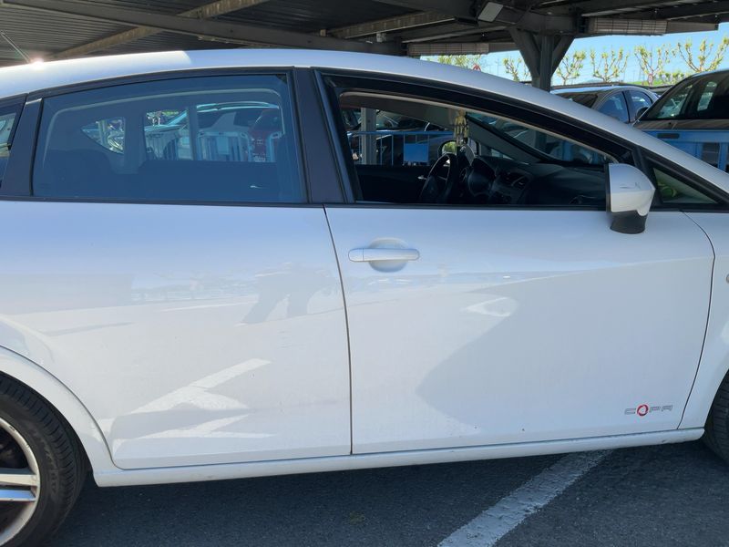 Seat Leon 1.6 TDI Style Copa — zdjęcie 7