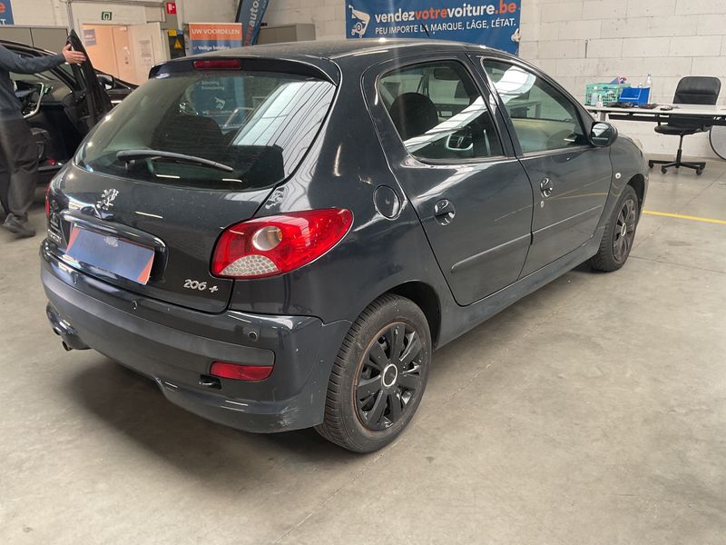 Peugeot 206+ 1.4 Basis 2009 – снимка 2