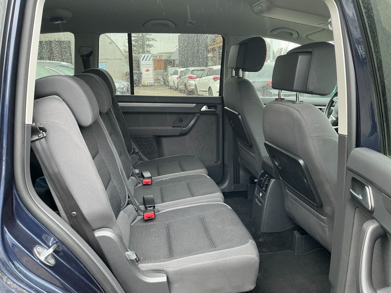 Volkswagen Touran 1.6 TDI Comfortline BlueMotion Tech — zdjęcie 14
