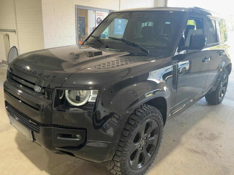 Land Rover Defender D300 Mild-Hybrid 110 HSE X-Dynamic
