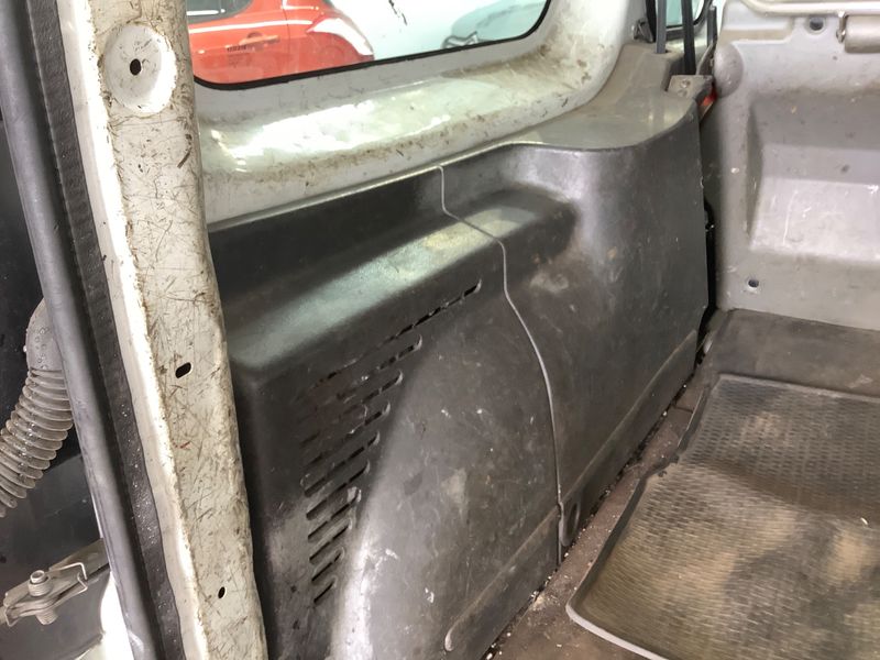 Renault Kangoo 1.5 dCi Rapid Maxi Extra Doppelkabine 2011 – снимка 48
