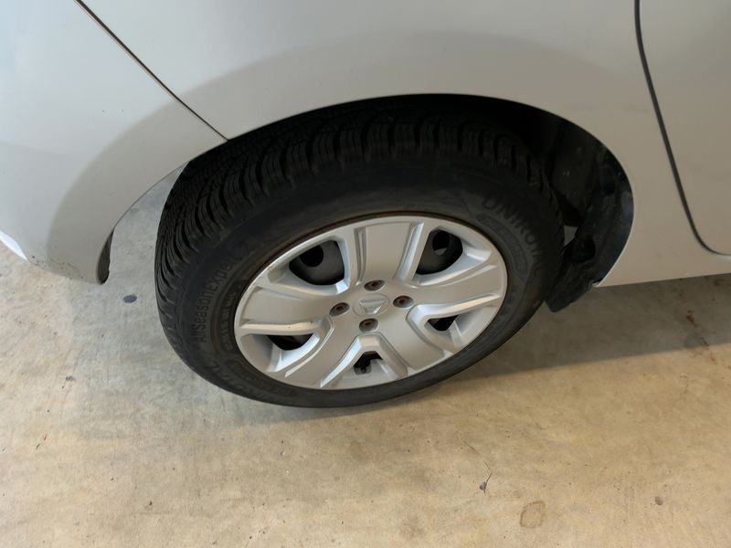 Dacia Sandero 1.0 SCe Comfort 2018 – снимка 9