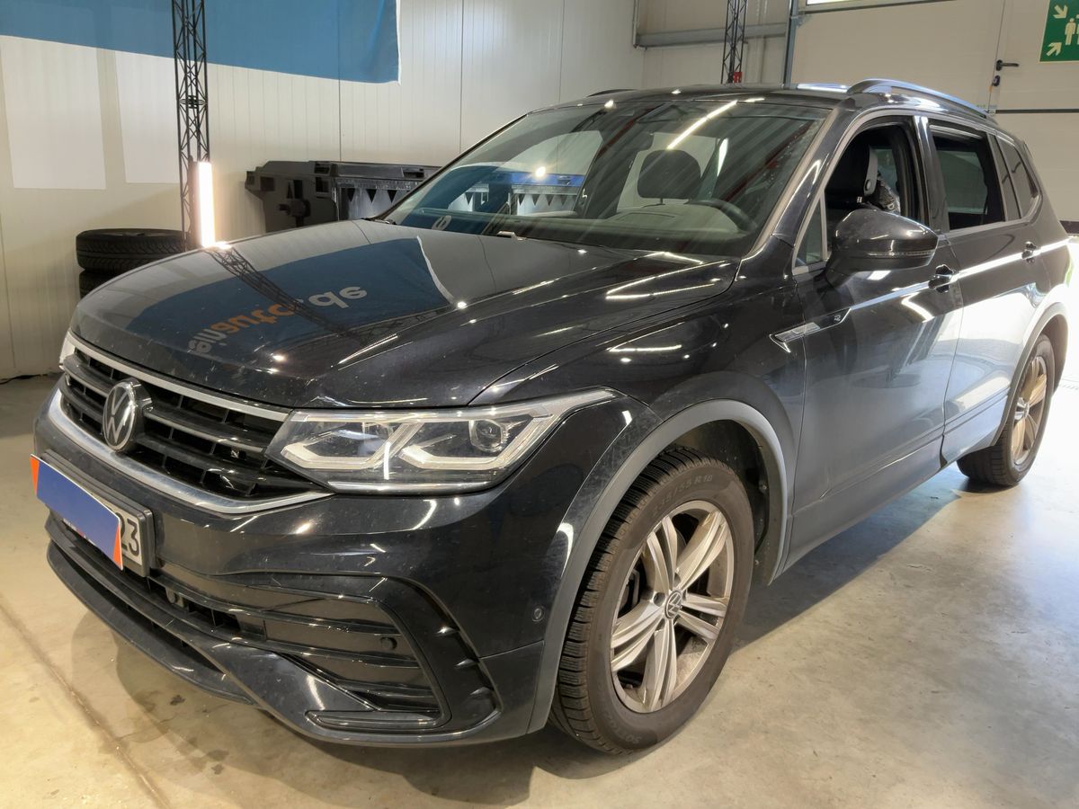 Volkswagen Tiguan 2022 — photo 1