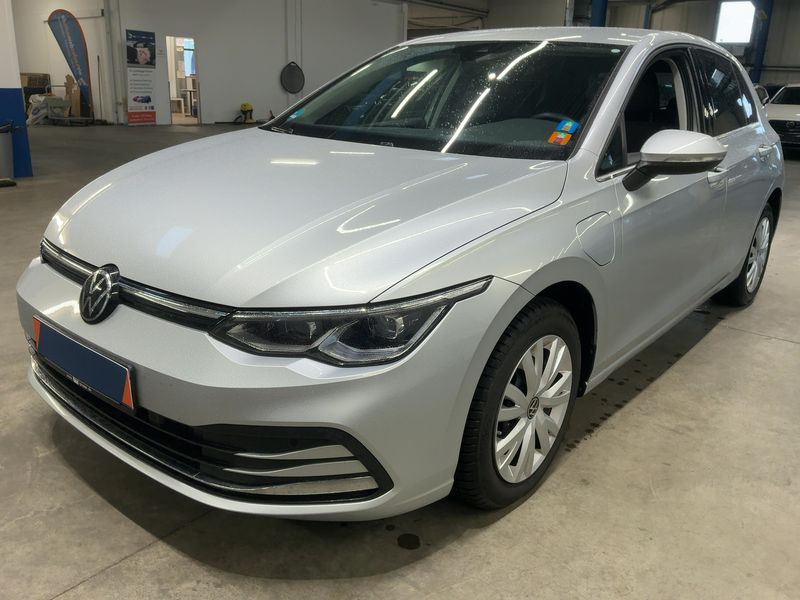 Golf VIII 1.4 eHybrid Style