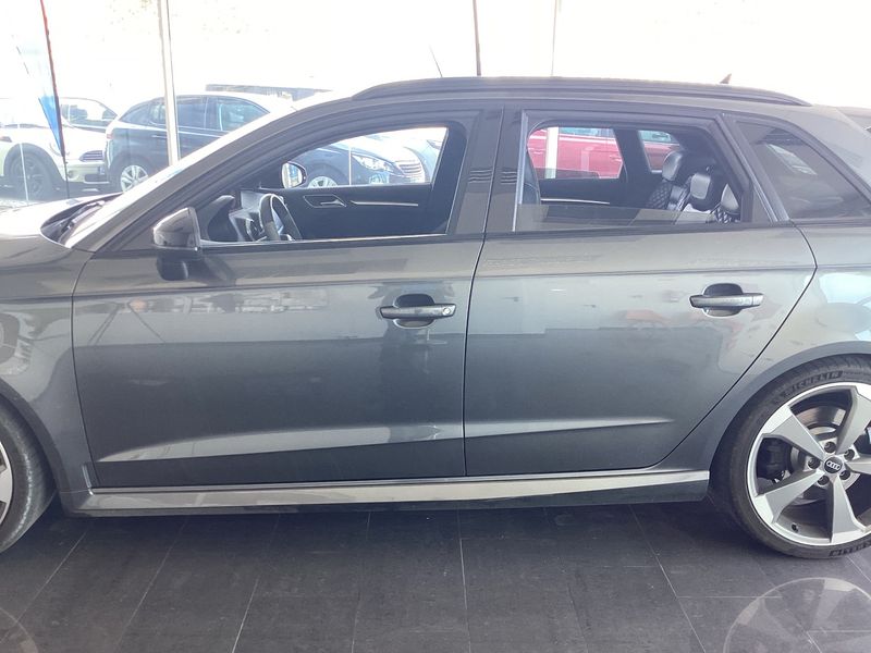 Audi RS 3 Sportback 2.5 TFSI quattro — zdjęcie 4