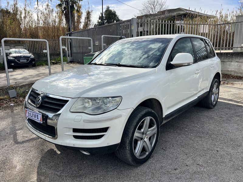 Volkswagen Touareg 2.5 TDI R5 Exclusive — zdjęcie 1