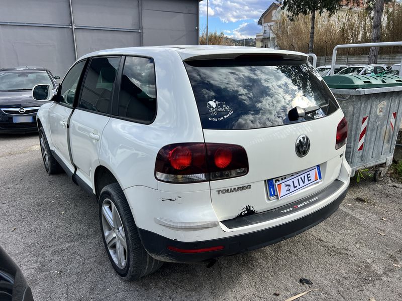 Volkswagen Touareg 2.5 TDI R5 Exclusive — zdjęcie 3