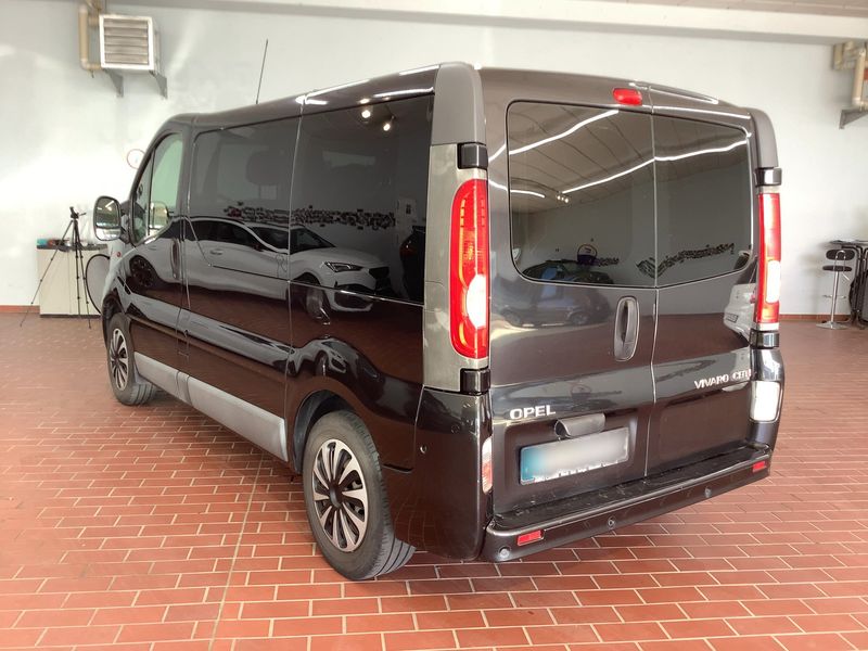 Opel Vivaro 2.0 CDTI Kombi L1H1 2,7t — zdjęcie 3