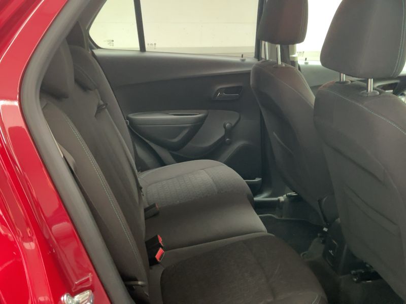 Chevrolet Trax 1.6 LS — zdjęcie 14